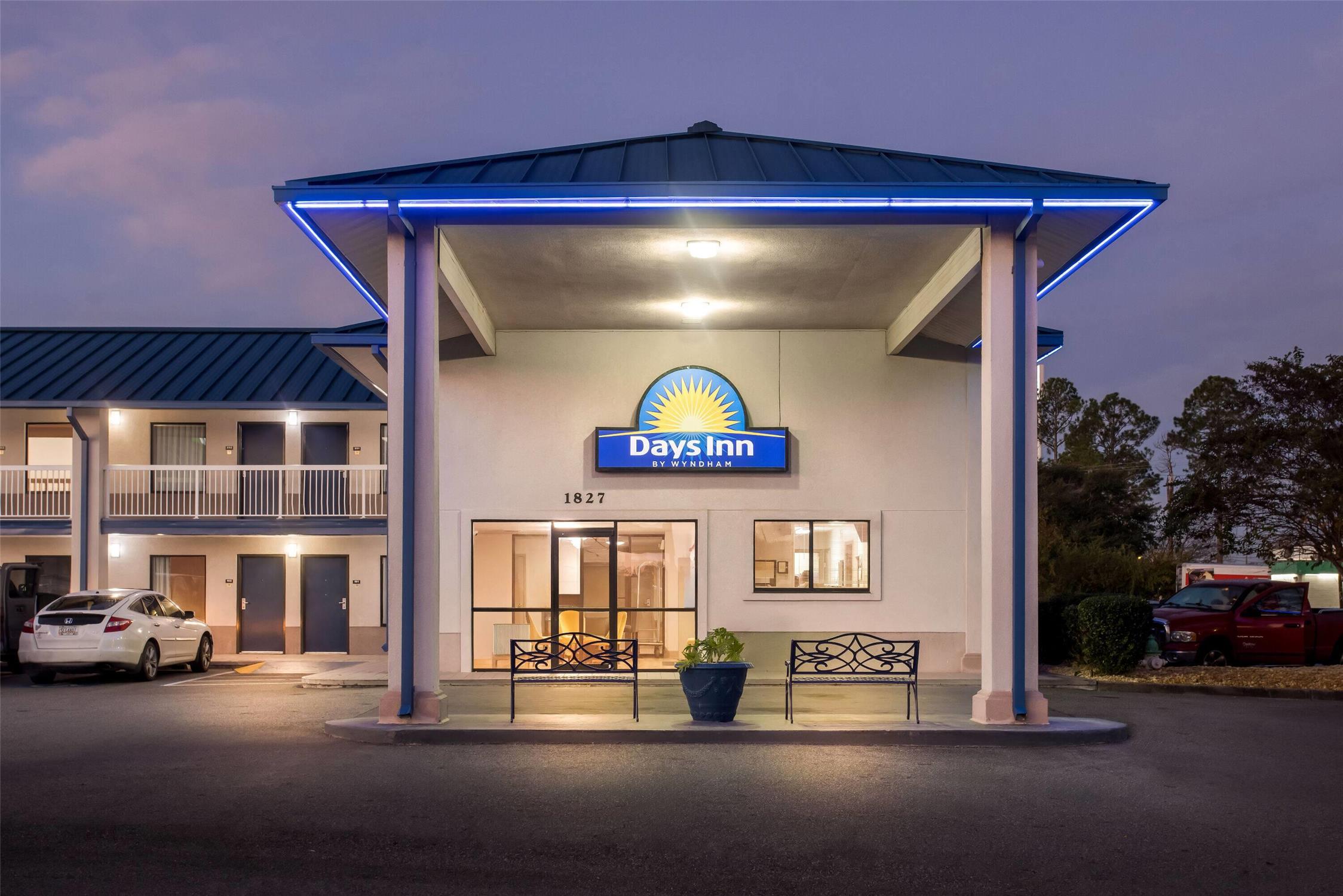 Days Inn by Wyndham Valdosta I-75 5/31