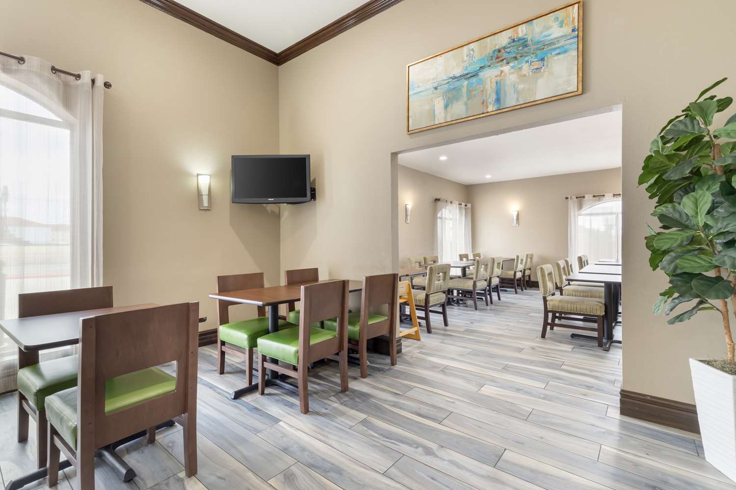 Best Western Near Lackland Afb/Seaworld 37/41