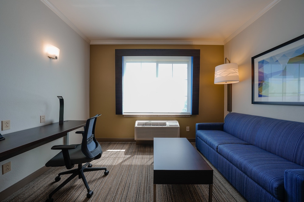 Holiday Inn Express Hotel Suites Santa Clara Silicon Valley 60/75