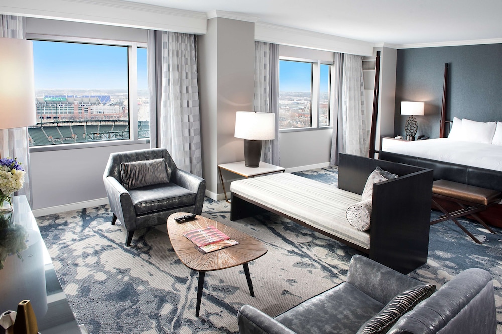 Hilton Baltimore Inner Harbor 49/84