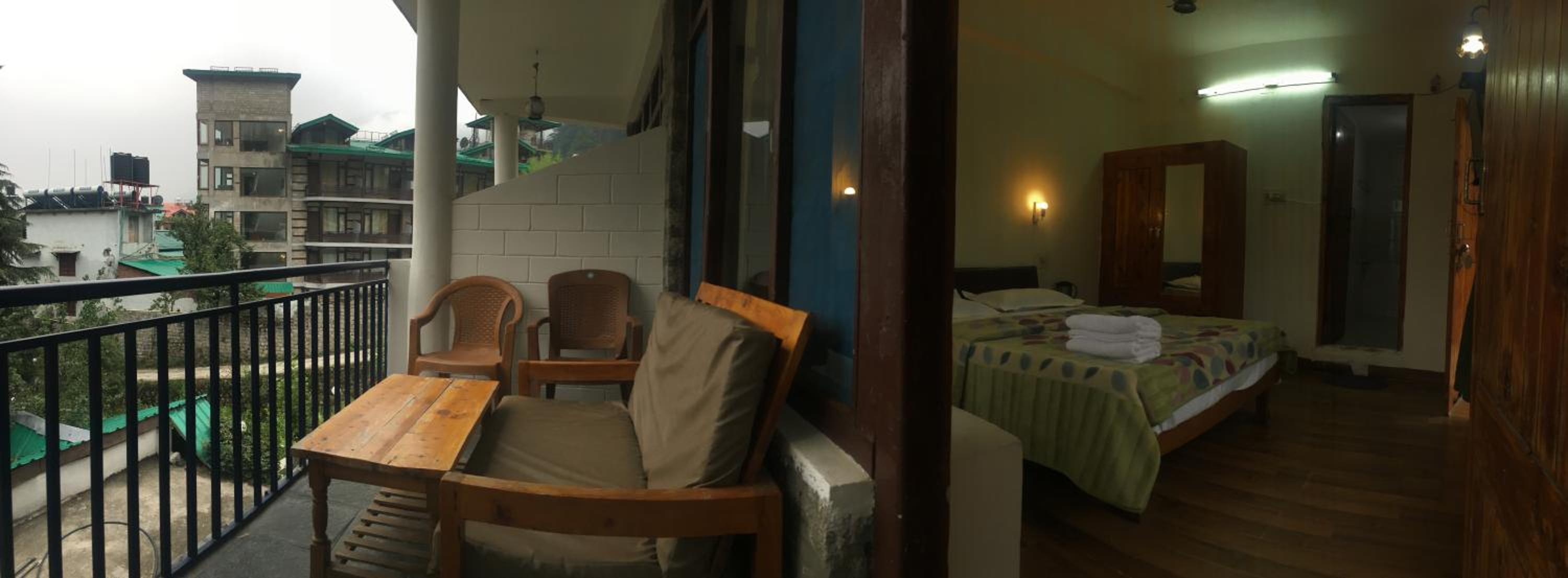 TOURIST HOTEL 37/55