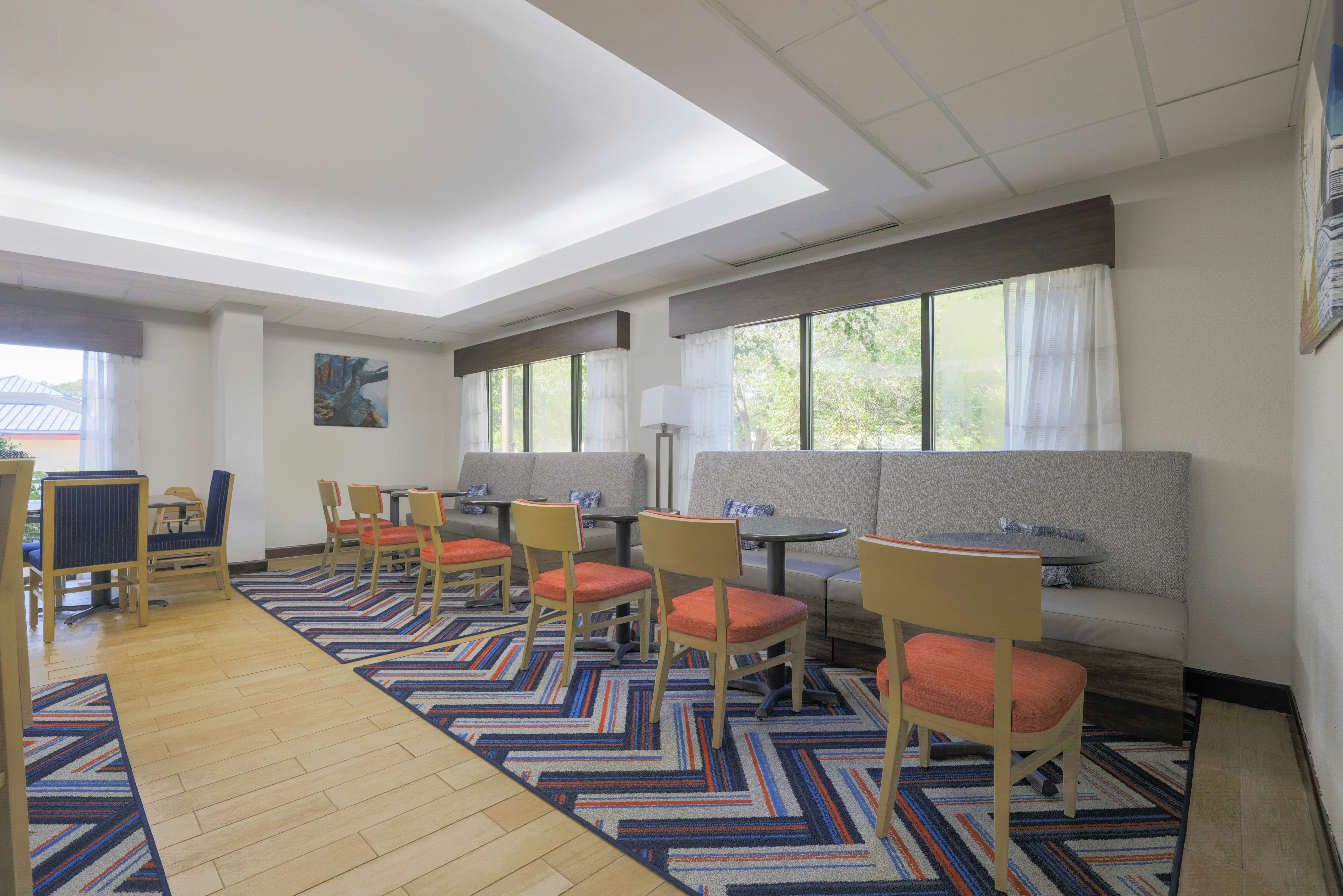 Hampton Inn Raleigh- Garner 49/54