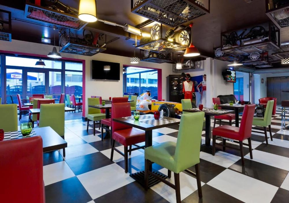 Enzo Hotels Reims Tinqueux By Kyriad Direct 17/24