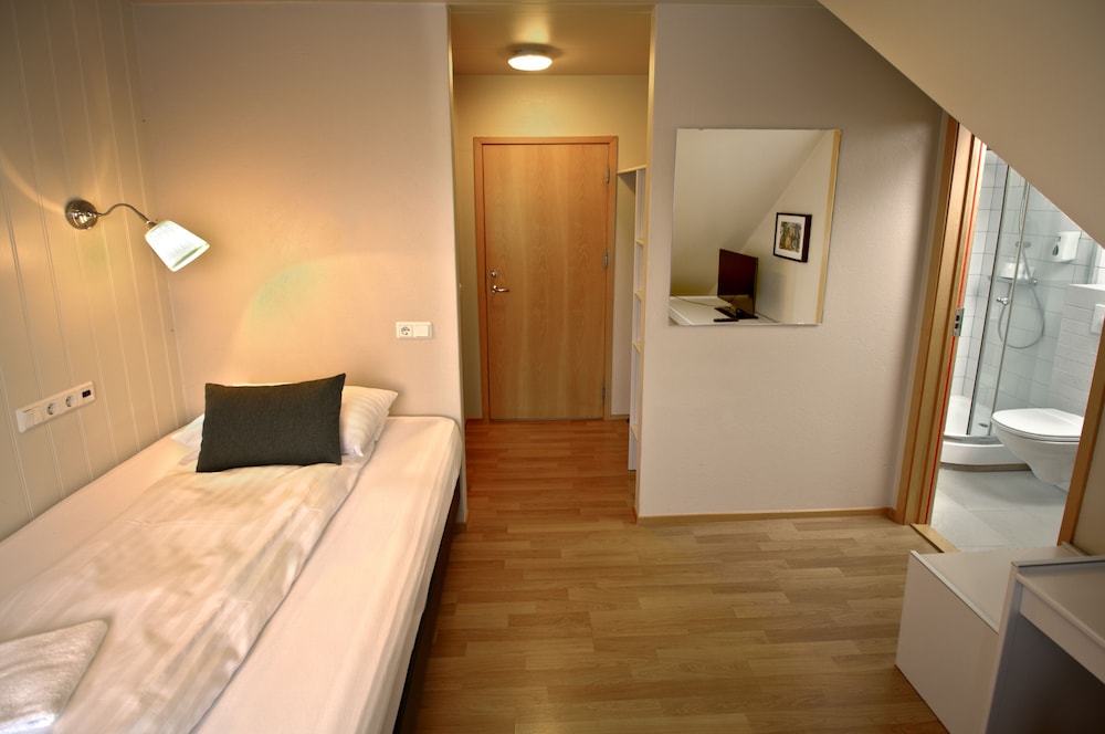 Hotel Breiodalsvik 58/82
