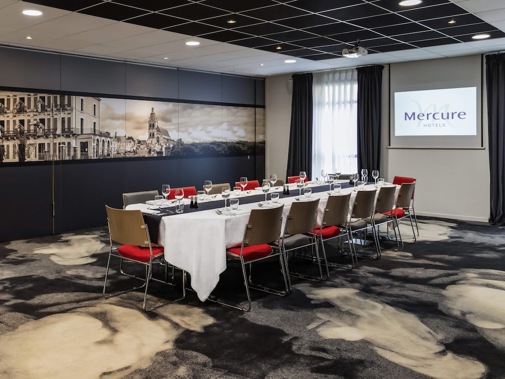 MERCURE BLOIS CENTRE 63/74