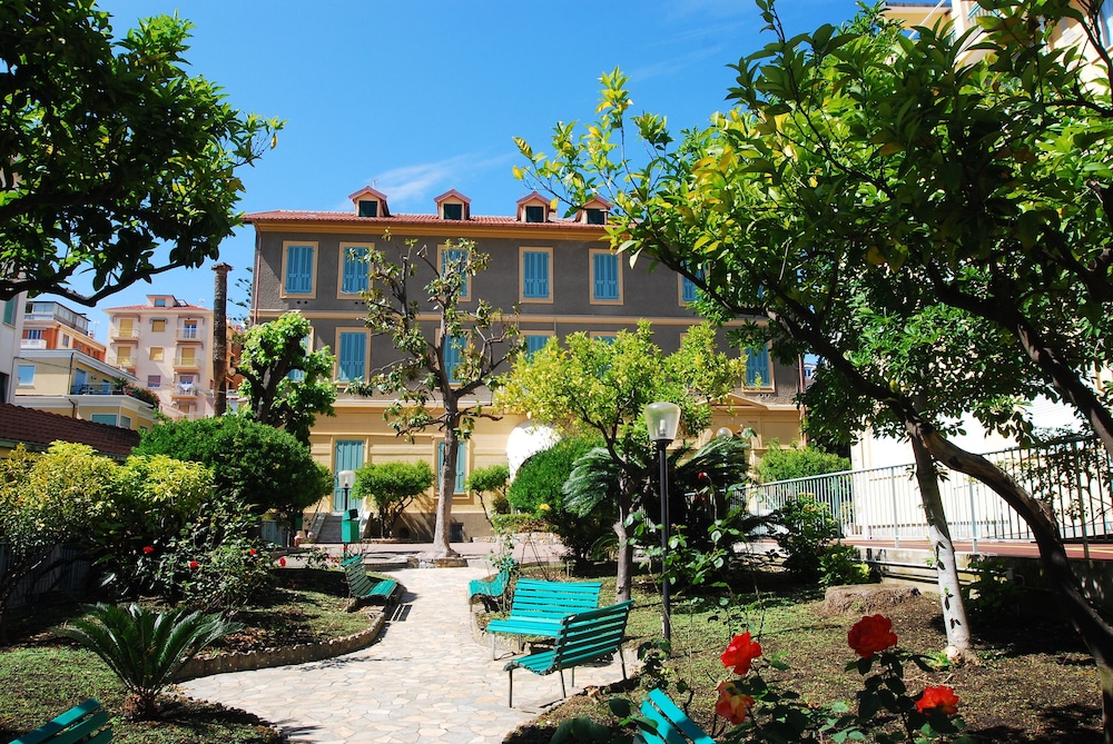 Hotel Villa Sophia 21/24