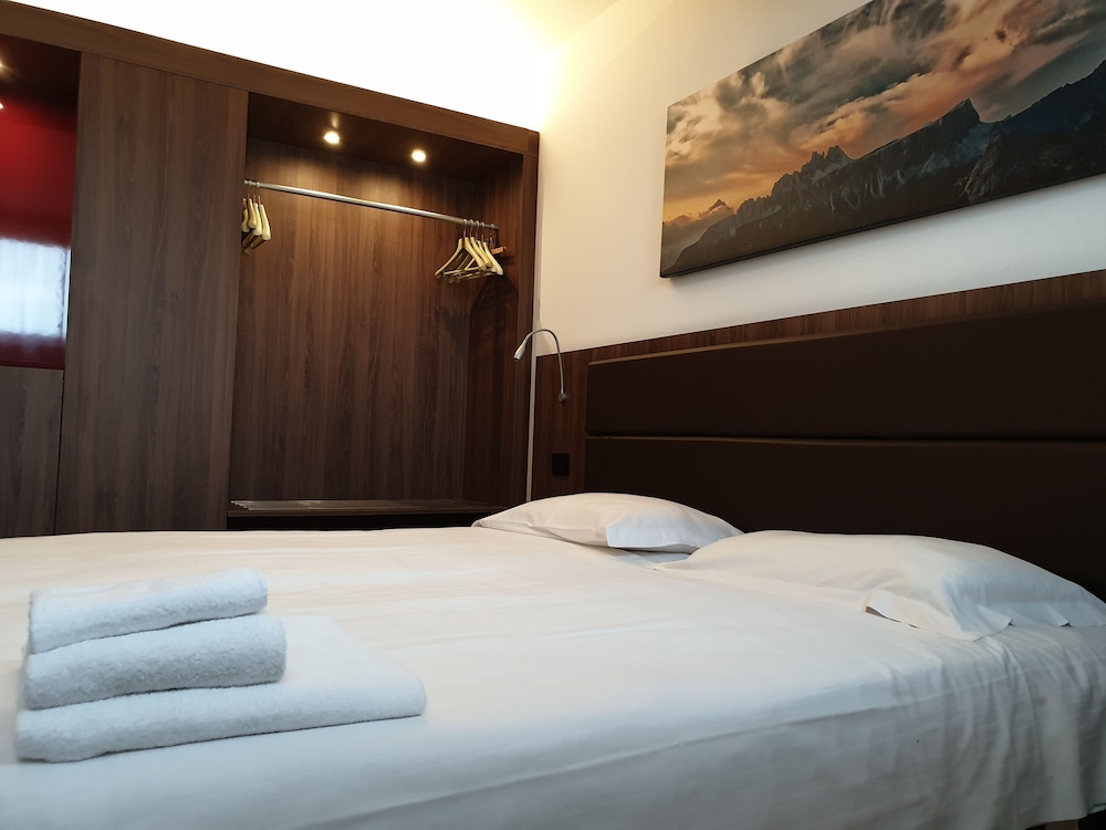 Albergo Delle Alpi 30/54