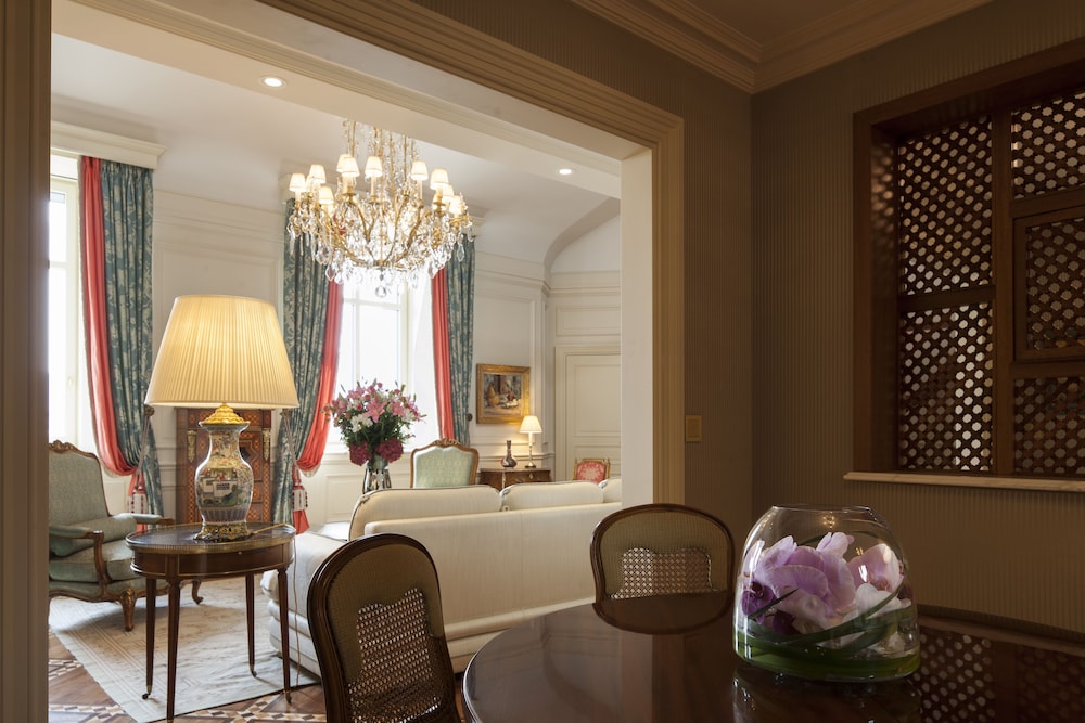 Beau Rivage Geneve 5/53