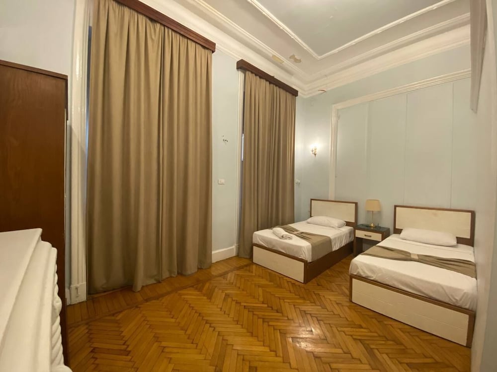 Traveler Apos S House Hotel 27/50