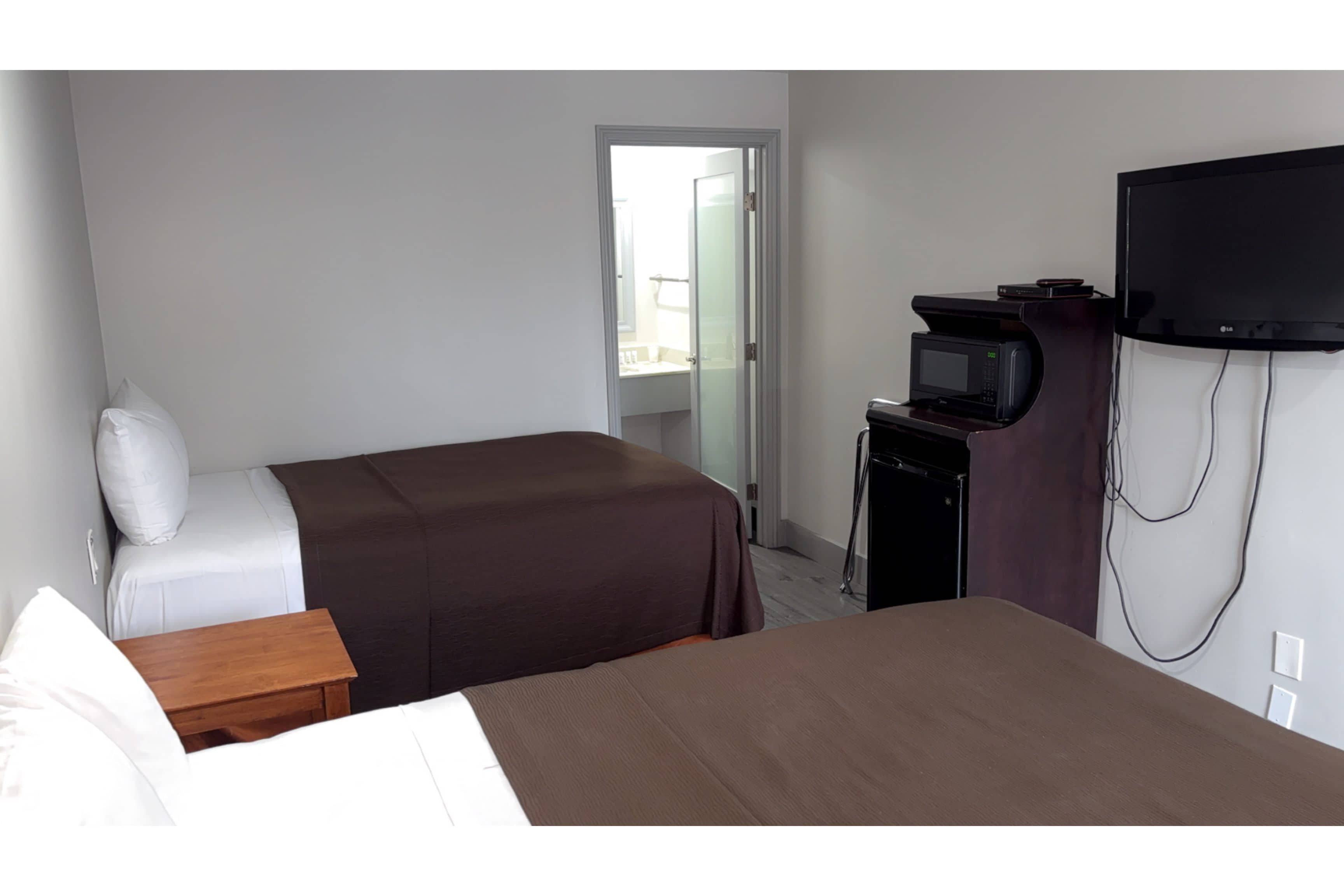 6 Rivers Motel 27/56