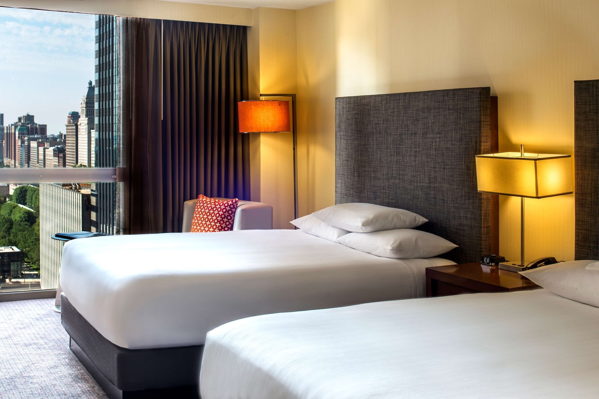 Room, 2 Queen Beds, City View