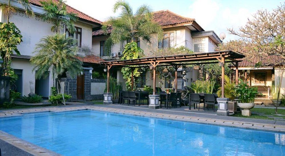 Villa Bunga Hotel and Spa 21/23