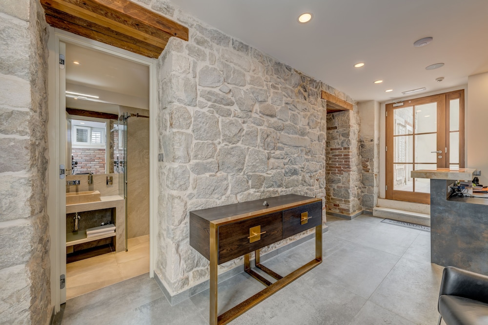 Stonemasons Heritage 3/44