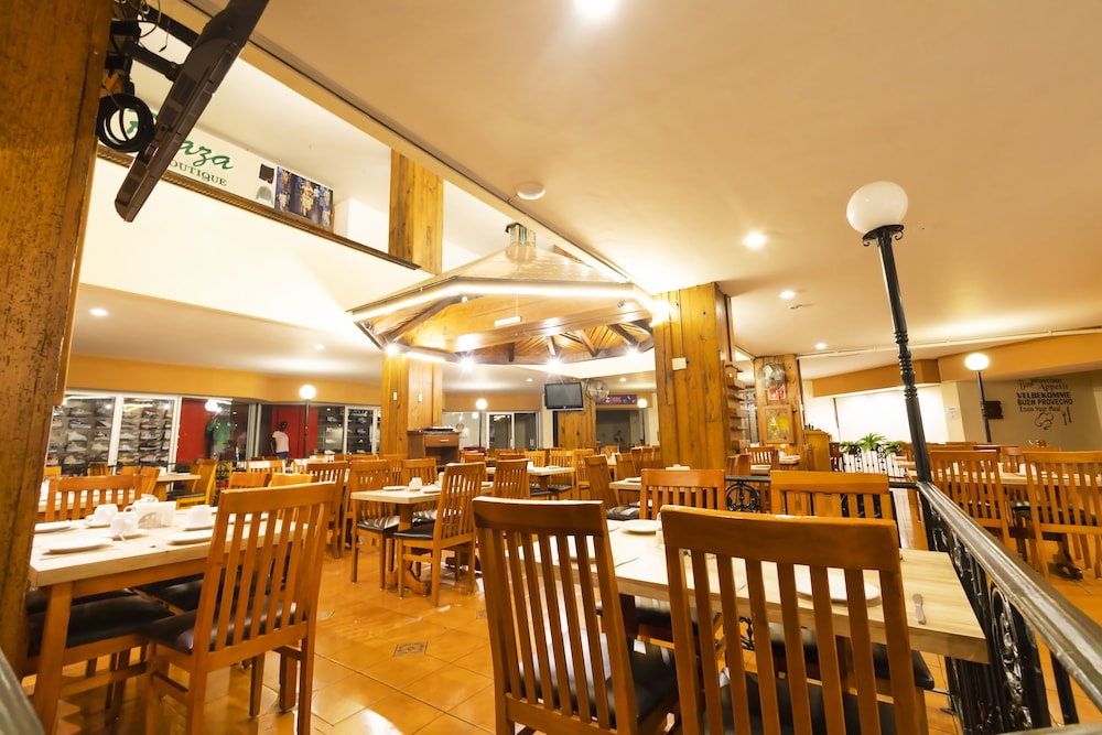 Hotel Plaza Uruapan 49/67