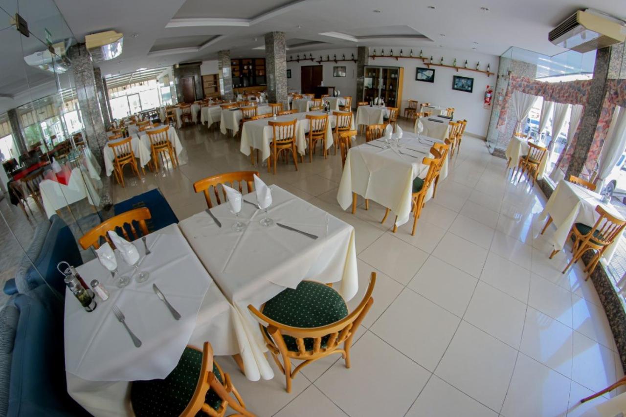 Hostal Del Sol 47/55