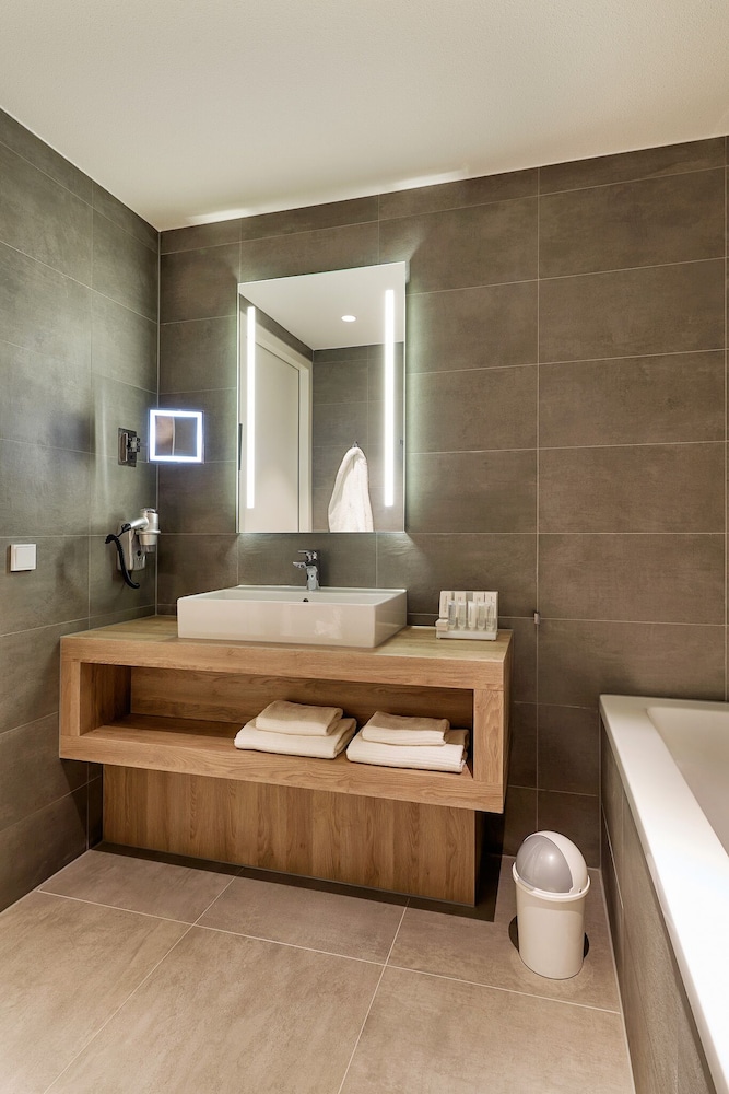 Van Der Valk Princeville 37/42