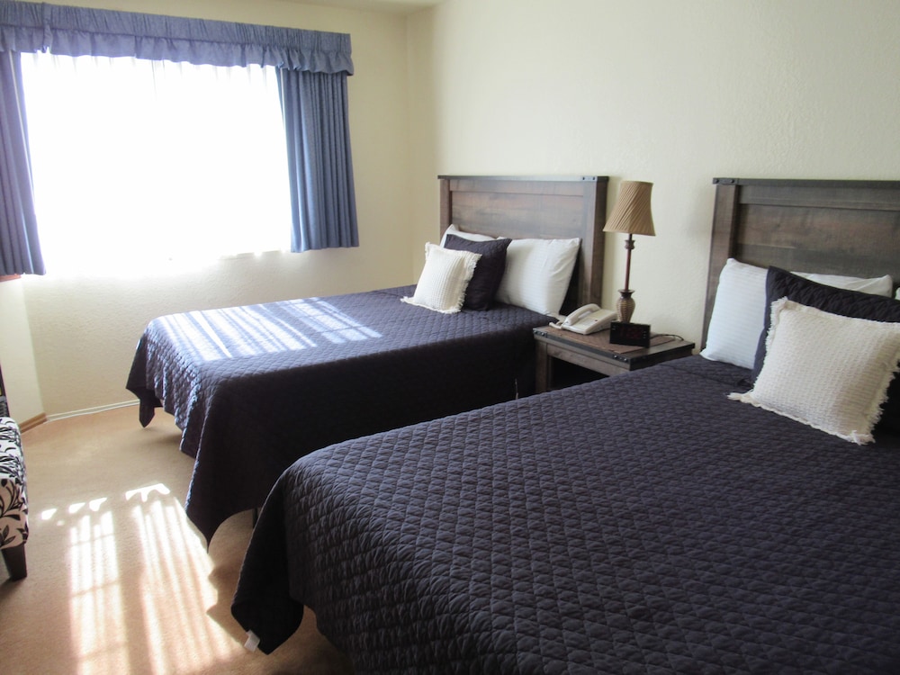 Gualala Country Inn 4/45