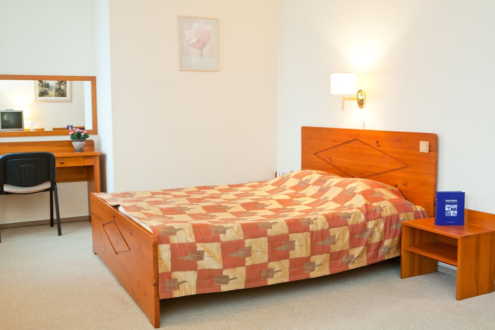 KOLONNA HOTEL BRIGITA 13/48