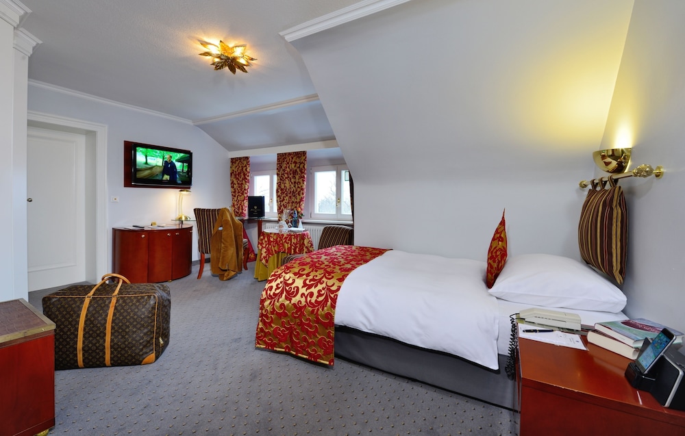 Parkhotel Adler 18/80