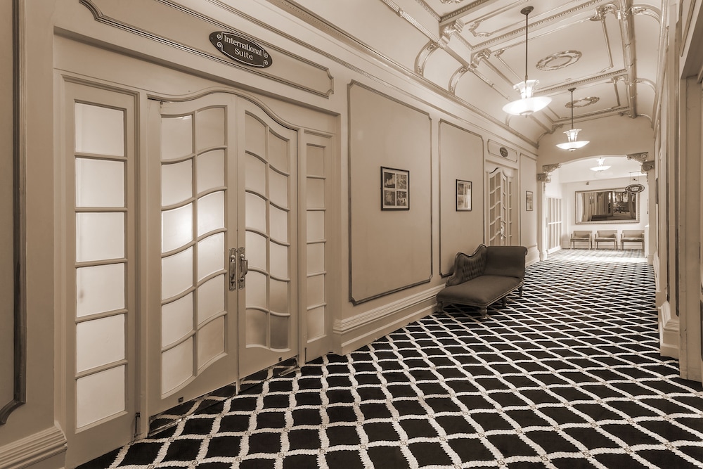 Prince of Wales Hotel Southport 8/62