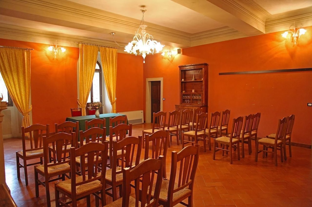 Villaggio Della Salute Piu 55/68