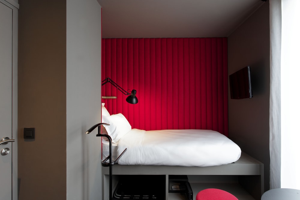 HOTEL SAINT MARCEL 48/50