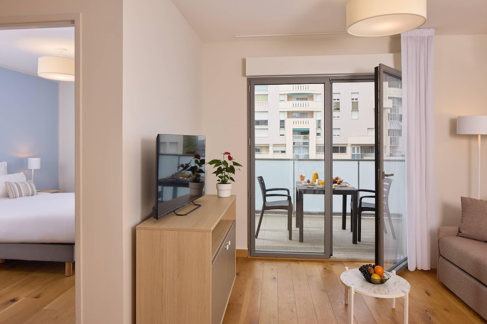 Quality Aparthotel Pau Porte des Pyrenees 25/41