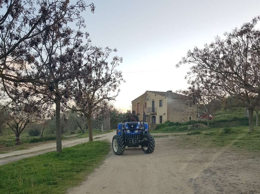 Casale Delle Rose 60/70