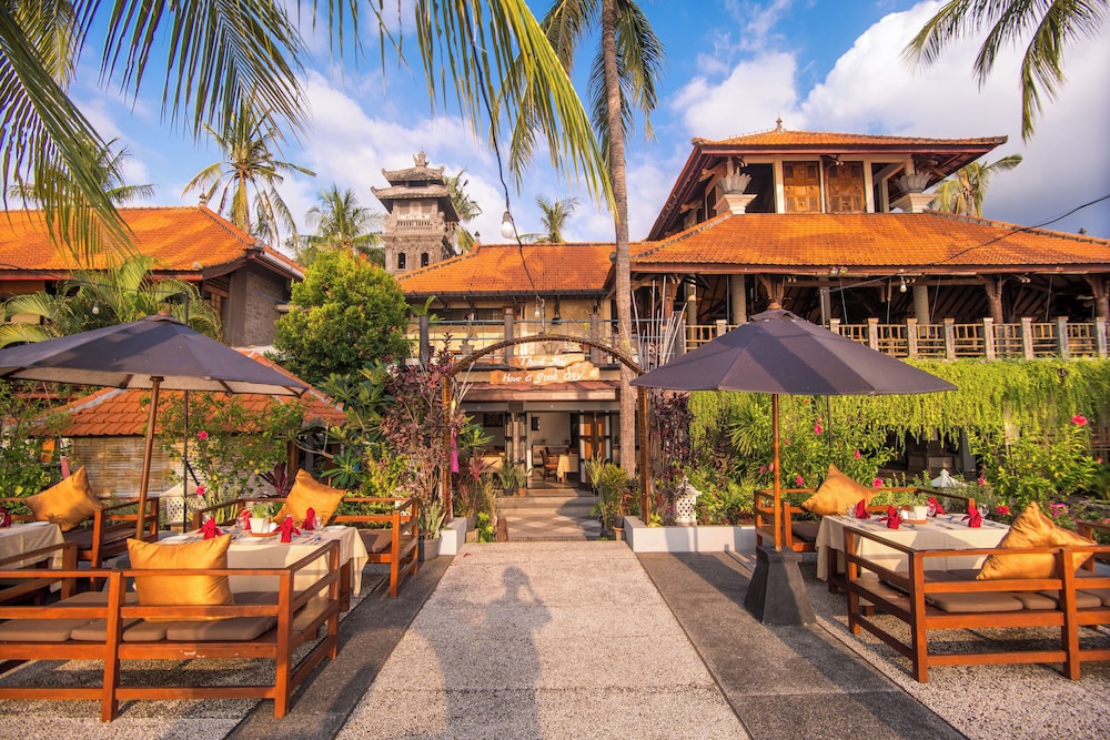 Nugraha Lovina Seaview Resort & Spa 1/69