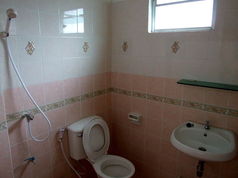 STANDARD, DOUBLE BED, CORNER
