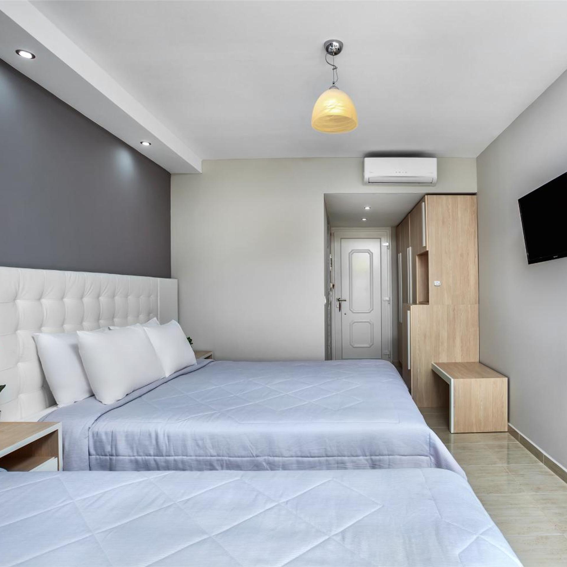 Room, Triple