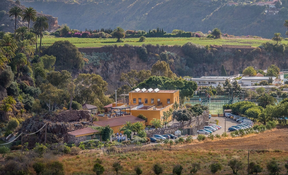 Hotel Rural LIVVO Maipez 36/50
