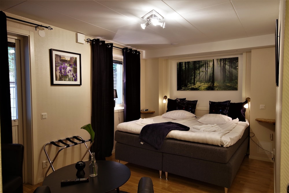 Treetop Spa Hangout & Hotel 11/50