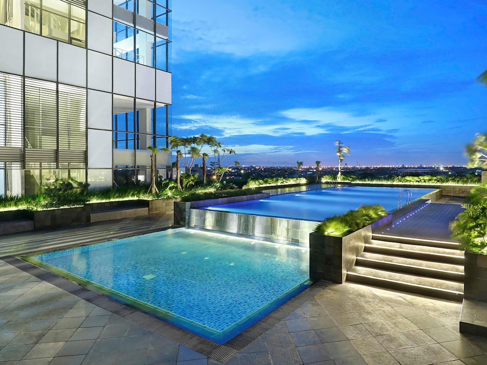 Novotel Samator Surabaya Timur 65/70