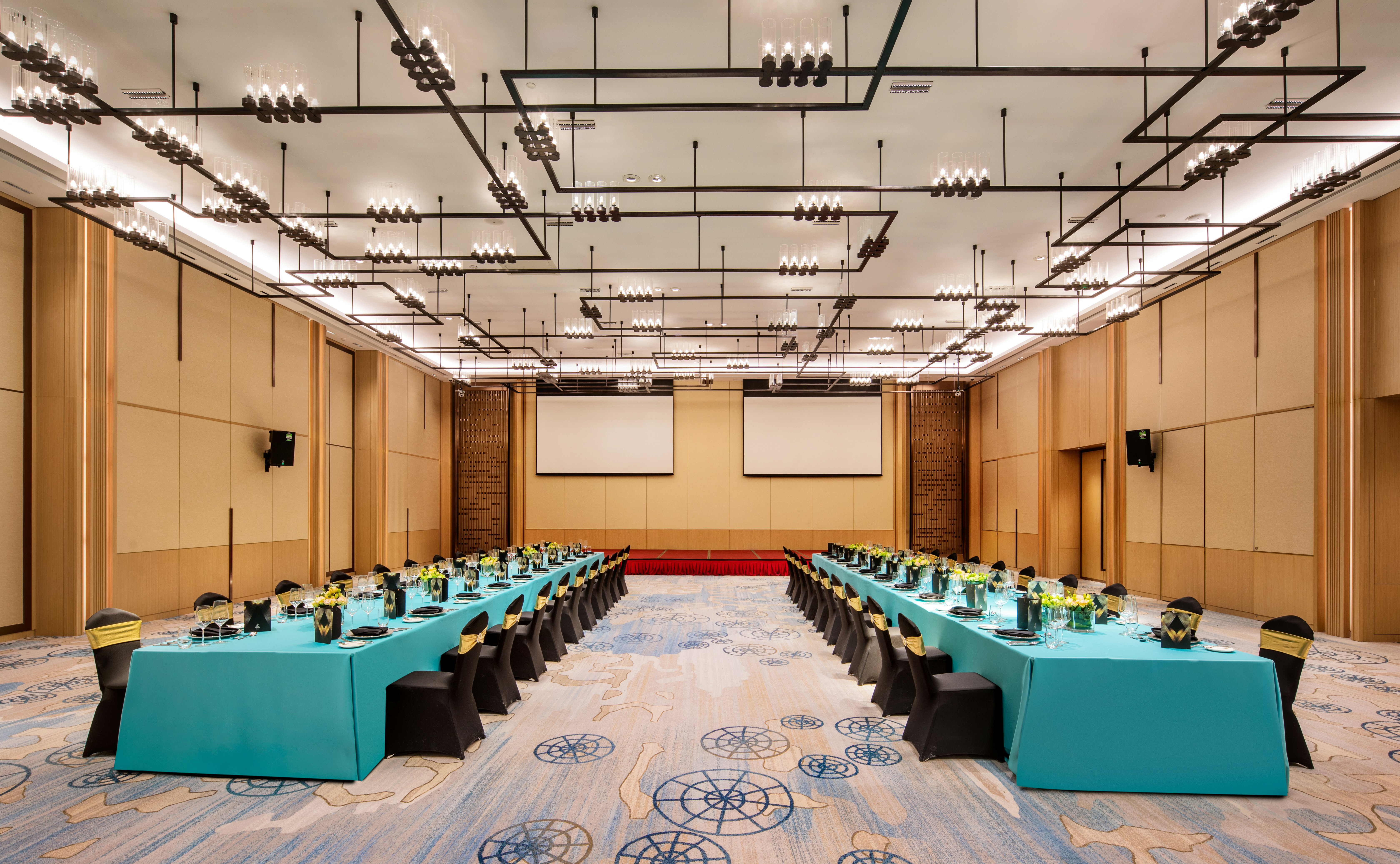 Holiday Inn Tianjin Xiqing 29/33