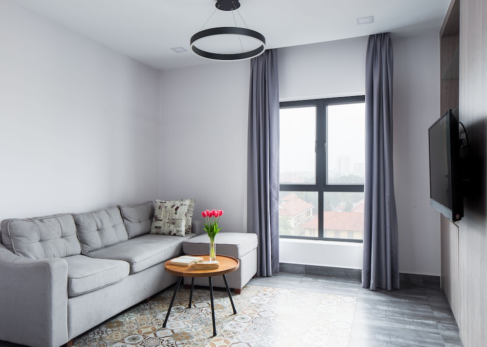 Phnom Penh 51 Hotel & Residences 25/50