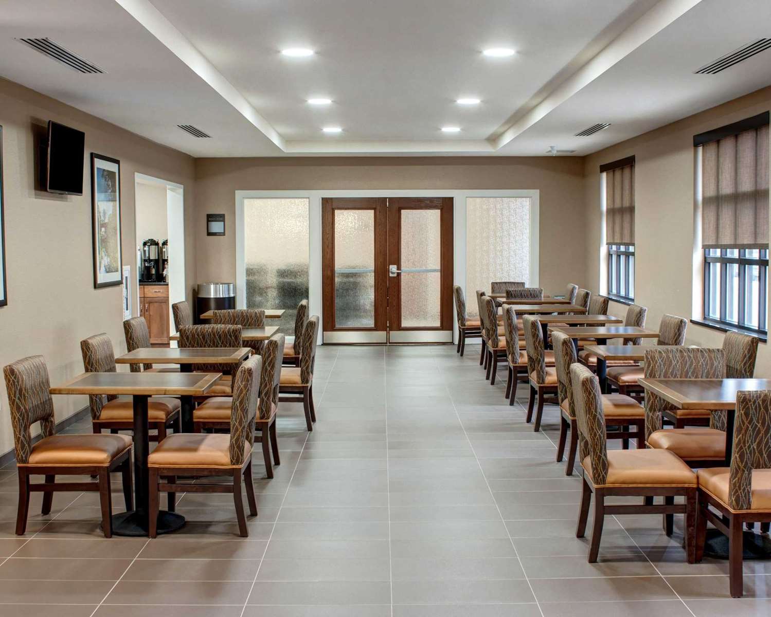 Comfort Inn & Suites Caldwell 33/54