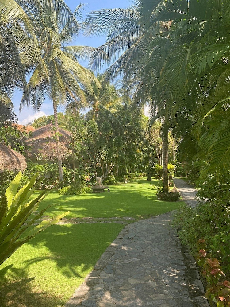 Cham Villas Boutique Luxury Resort 46/50