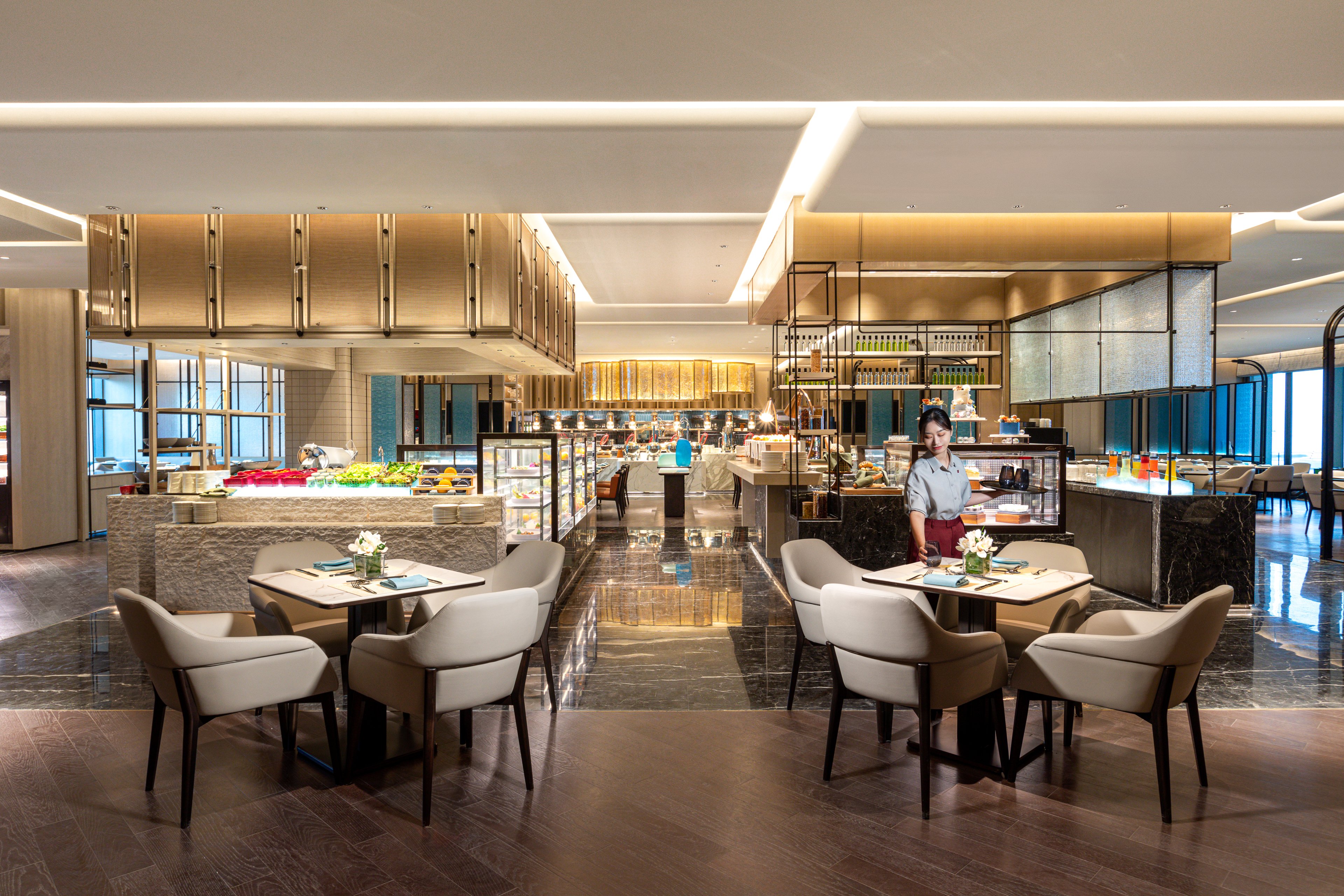 HUALUXE Shanghai Changfeng Park 33/50
