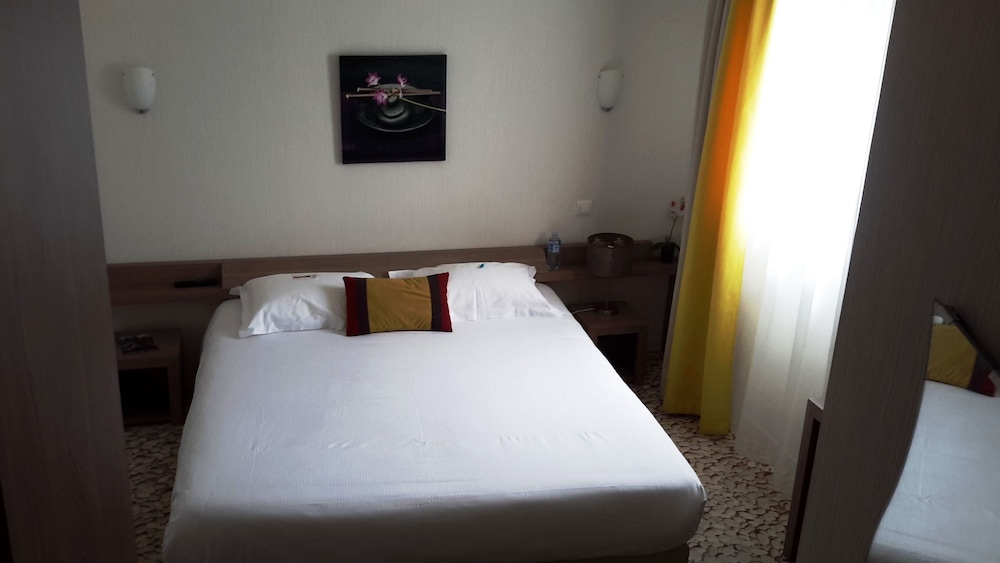 Brit Hotel Cancale 17/49