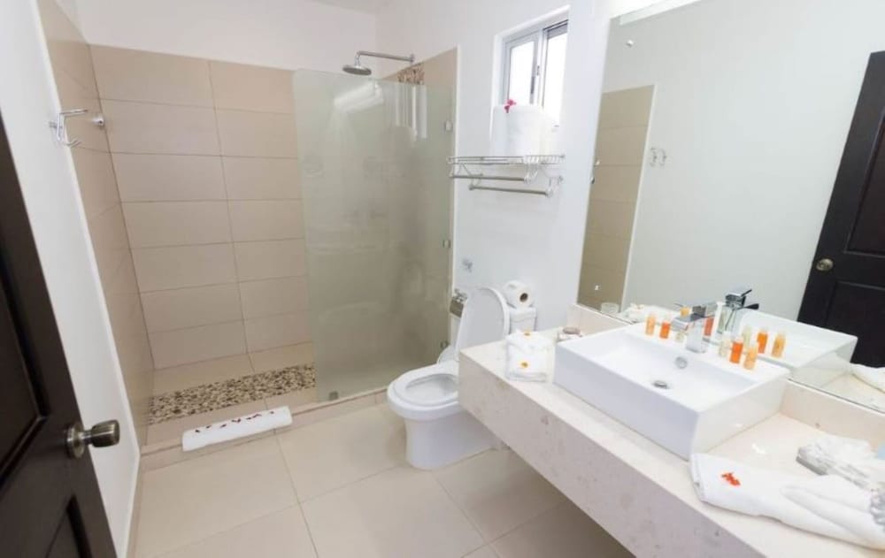 Tango Mar Beachfront Boutique Hotel and Villas 48/49
