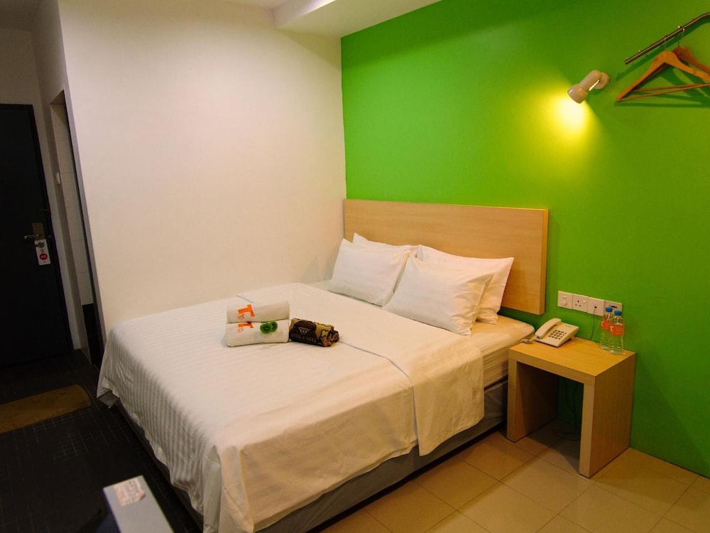 T Hotel Kuala Perlis 25/50