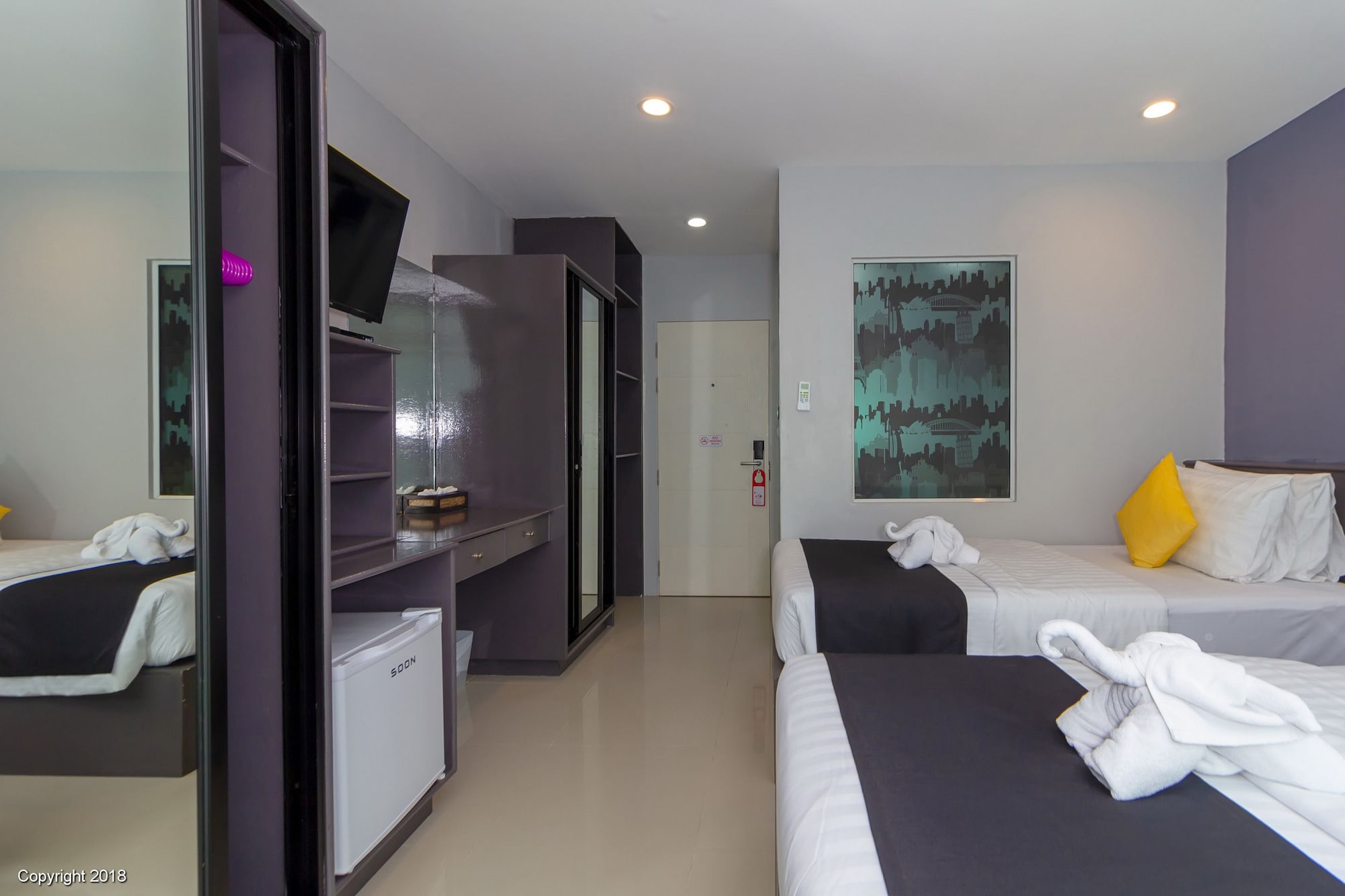 غرفة سوبيريور بسرير مزدوج، MODERN LIVING HOTEL 8/10