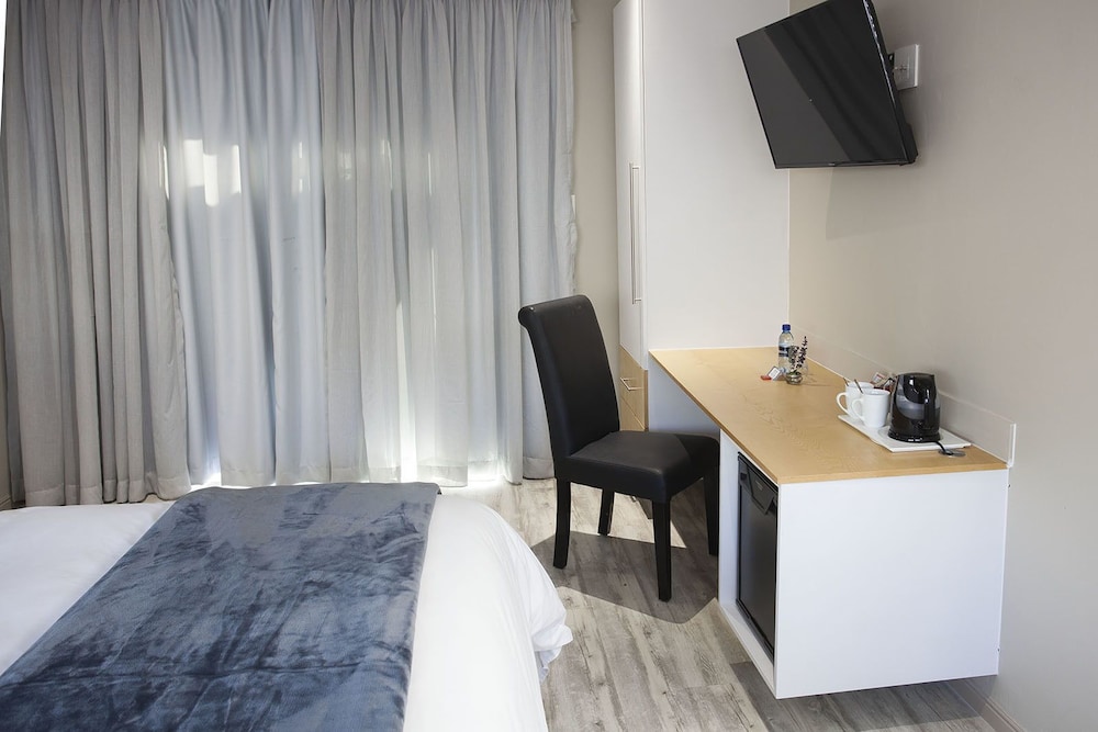 The Hill Boutique Bed & Breakfast 14/30