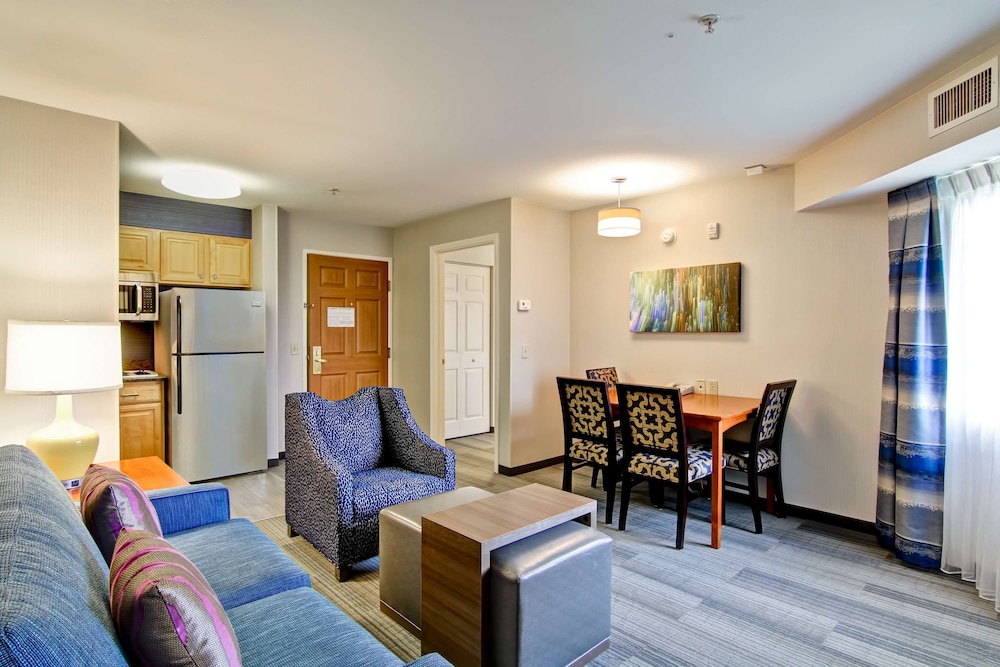 Homewood Suites By Hilton Stratford 31/51