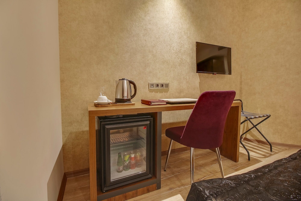 Newway Hotel 21/23