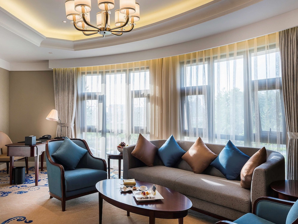 Pullman Tangshan Hotel 27/49