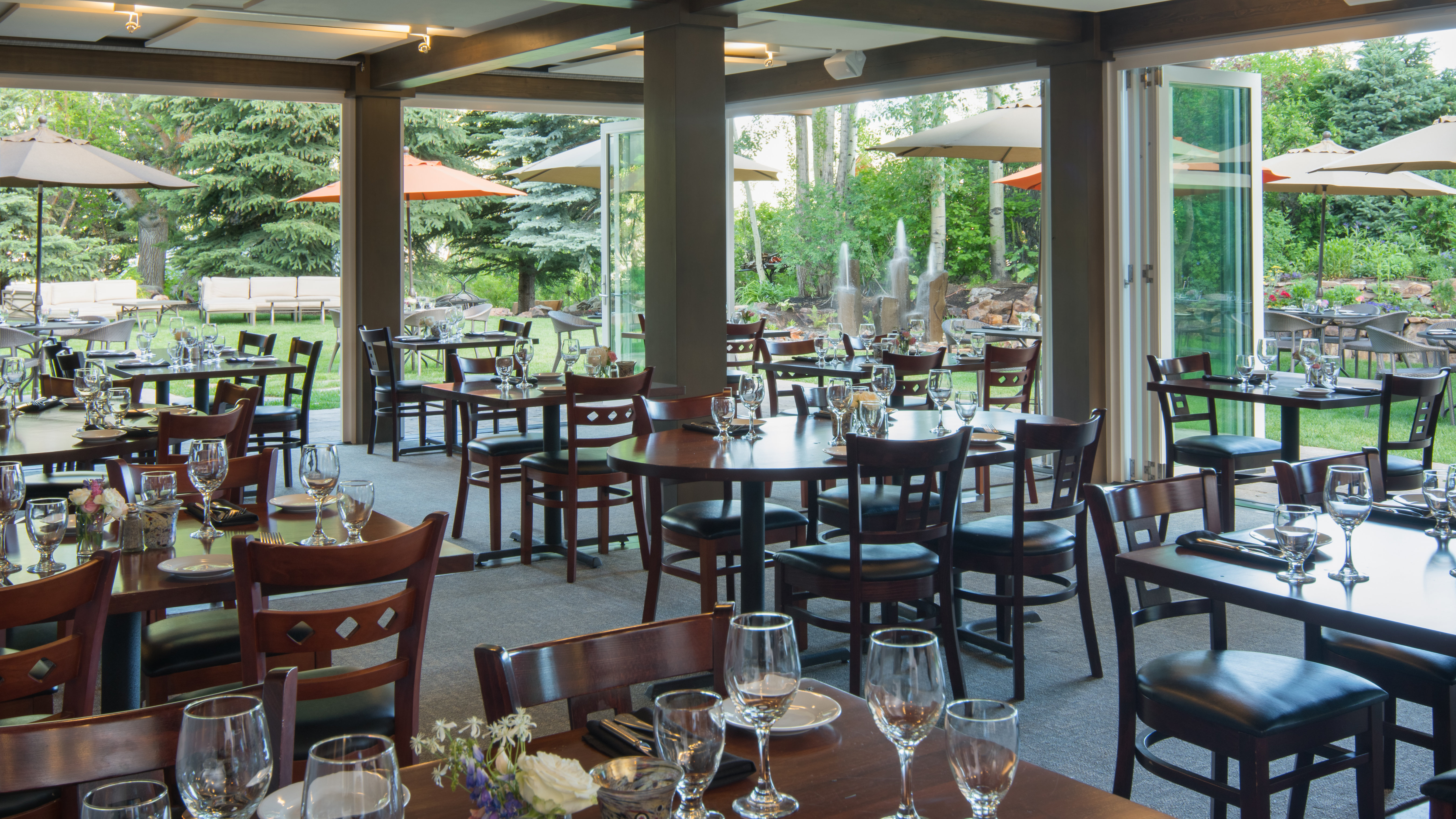 Knob Hill Inn 30/48