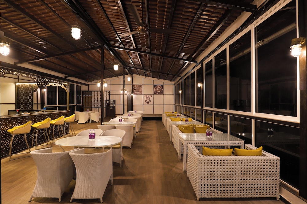 Lemon Tree Hotel Dapoli 30/50