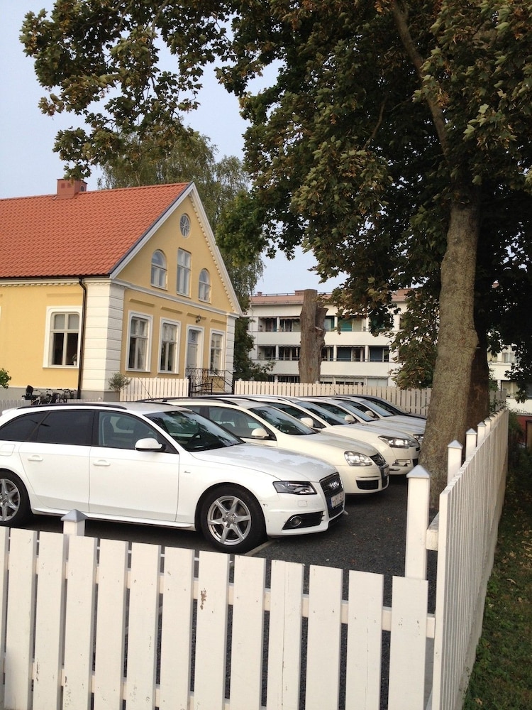 Annas Hotell 43/50